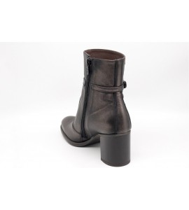 NERO GIARDINI Tronchetti donna in pelle