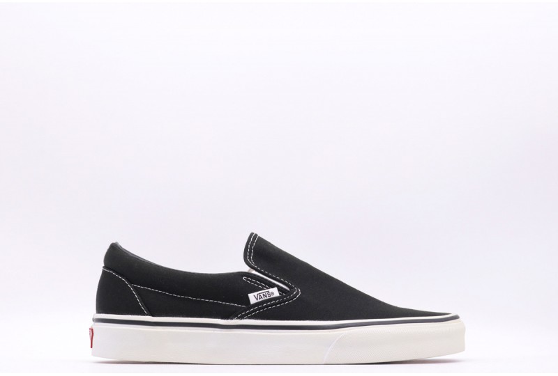 VANS Scarpe classic slip-on.