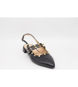 OVYE' Slingback con borchiette