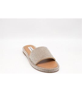 STEVE MADDEN Achieve