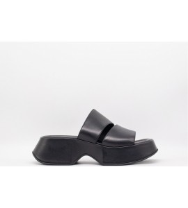 VIC MATIE' Mini Yoko sandalo fasce nero