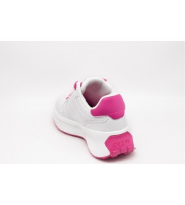 GUESS Sneakers LUCKEI