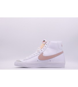NIKE Blazer Mid '77 donna