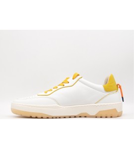 BARRACUDA Sneakers Earving
