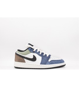 NIKE Air Jordan 1 Low