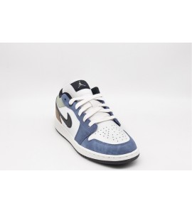 NIKE Air Jordan 1 Low