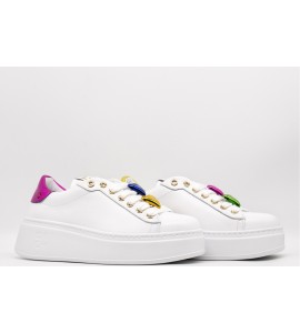 GIO + SNEAKERS CUORI