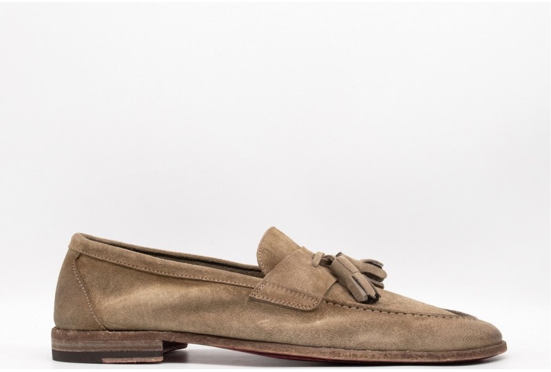 CORVARI MOCASSINO CON NAPPINE