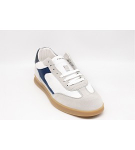 FRAU SNEAKER IN VELOUR