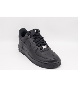 NIKE Air Force 1 '07