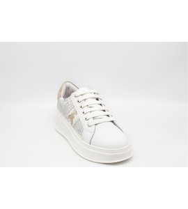 PATRIZIA PEPE Sneakers low cut
