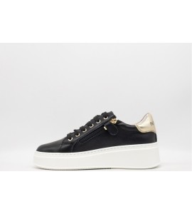 PATRIZIA PEPE Sneakers low cut