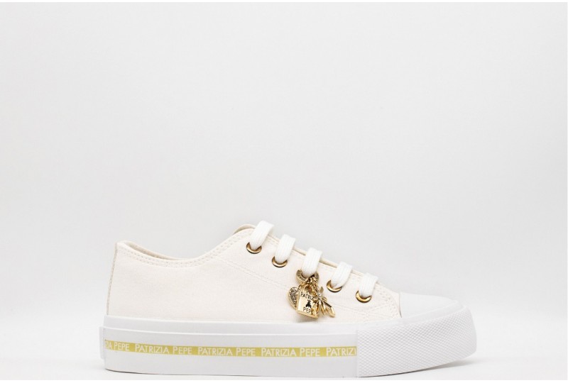 PATRIZIA PEPE Sneakers low cut