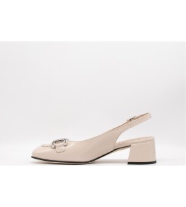 MOT-CLE SLINGBACK IN VERNICE