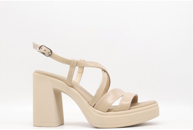 NERO GIARDINI SANDALO PLATFORM