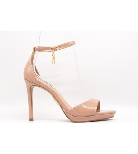 STEVE MADDEN SANDALO EVERS PATENT