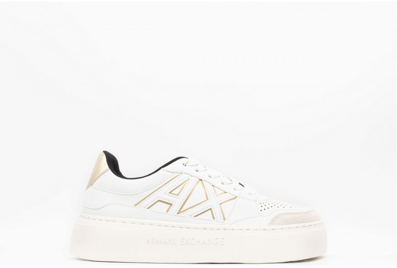 ARMANI EXCHANGE Sneakers...