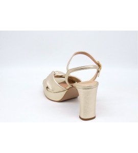 UNISA SANDALO CON PLATEAU ONOA