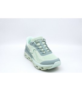 Skechers Slip-Ins: suola scorrevole