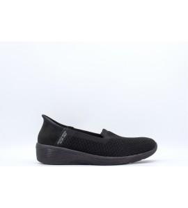 Skechers Slip-ins: Arya - Sweet Voice
