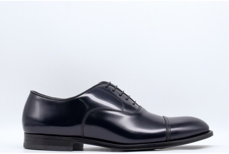 DOUCAL'S Stringata in pelle...