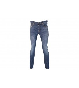 REIGN JEANS DEAN SACRAMENTO