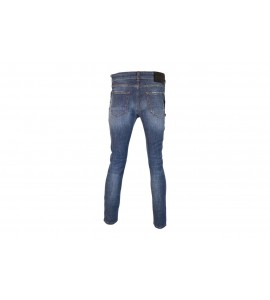 REIGN JEANS DEAN SACRAMENTO