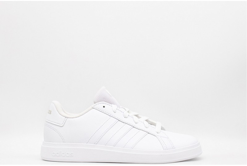 ADIDAS SNEAKERS ADVANTAGE...