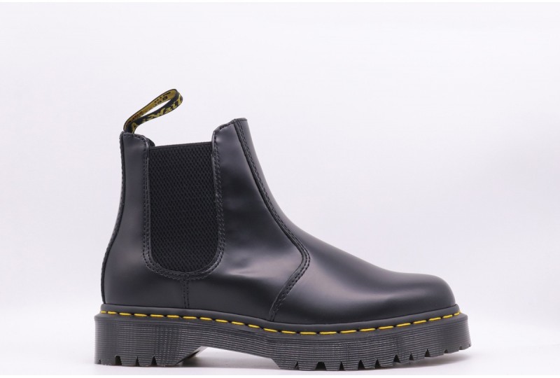 DR MARTENS STIVALETTI...