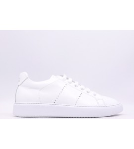 NATIONAL STANDARD sneakers in pelle bianca