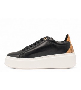 ALVIERO MARTINI Sneaker in eco nappa con logo 1C