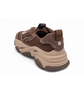 STEVE MADDEN SNEAKERS POSSESSION