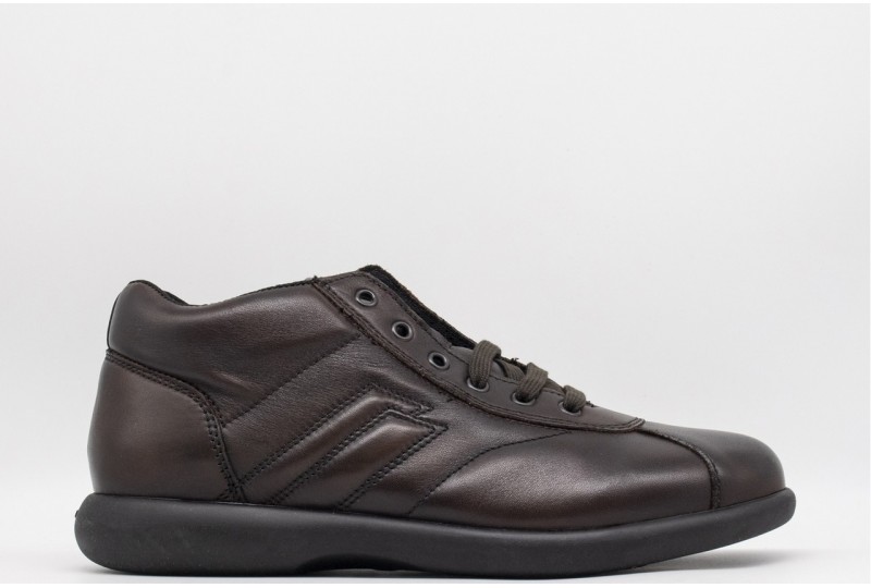 FRAU SNEAKER SPORTY ALTA IN...