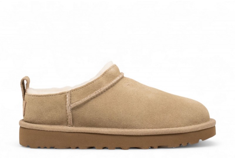 UGG Stivali Classic Micro W