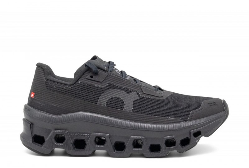 ON SNEAKER CLOUDMONSTER...