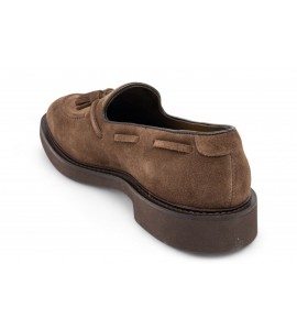 DOUCAL'S Mocassino con nappine in suede