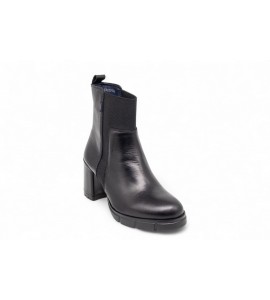 CALLAGHAN TRONCHETTO in pelle NERA