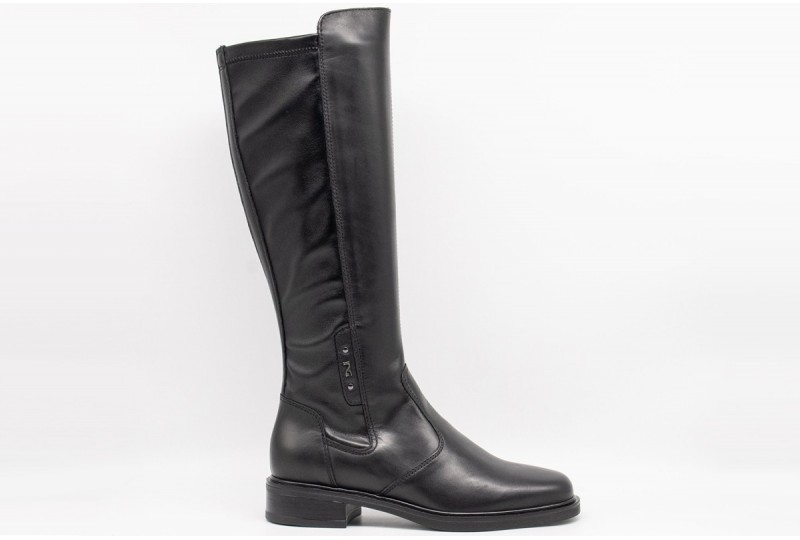 NERO GIARDINI Stivali donna...