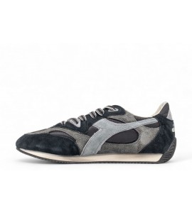 DIADORA HERITAGE EQUIPE REVENGE USED