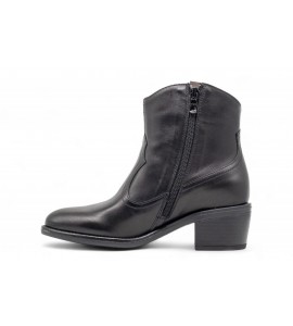 NERO GIARDINI camperos in pelle