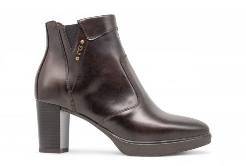 NERO GIARDINI tronchetto...