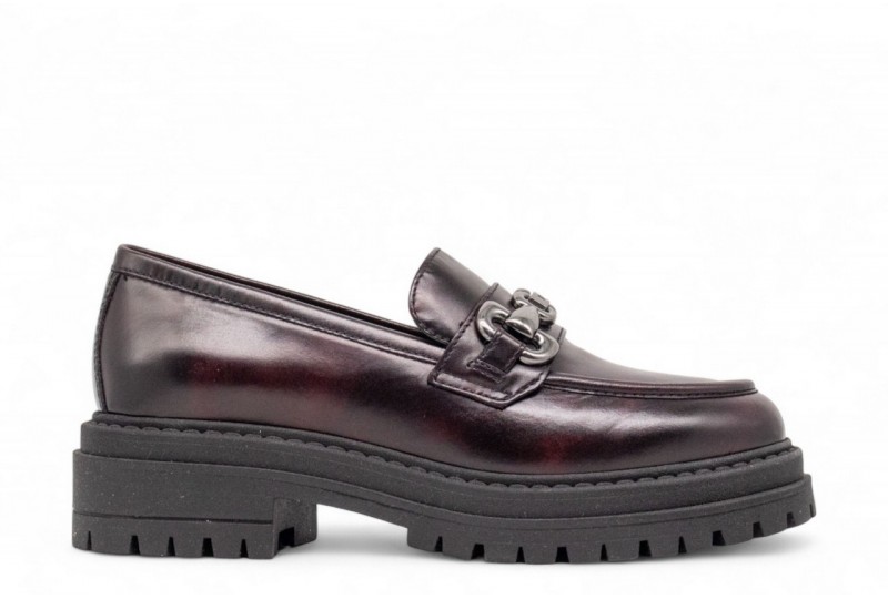 NERO GIARDINI mocassino...