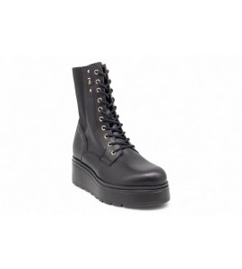 NERO GIARDINI anfibio in pelle.