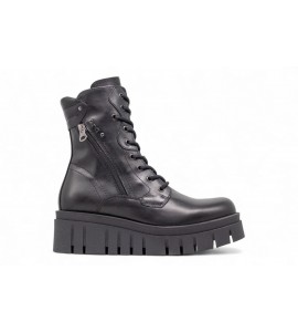 NERO GIARDINI stivaletto in pelle