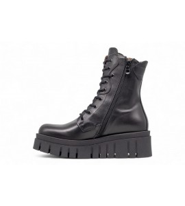 NERO GIARDINI stivaletto in pelle