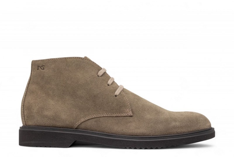 NERO GIARDINI polacco in...