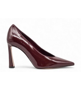 OVYE DECOLLETE A MANDORLA IN NAPLAK