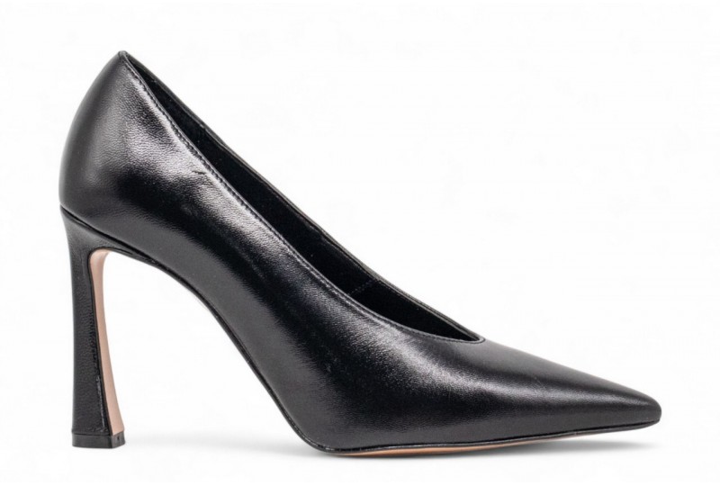 OVYE DECOLLETE A MANDORLA...