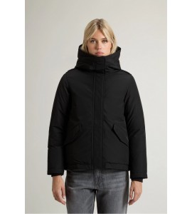 WOOLRICH Giacca imbottita in Ramar Cloth con cappuccio