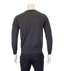 MAGAZZINI RICAMBI girocollo 140's FIN 18. Maglia girocollo realizzato in lana, finezza 18. Profili a costine. colore: grigioCOMP